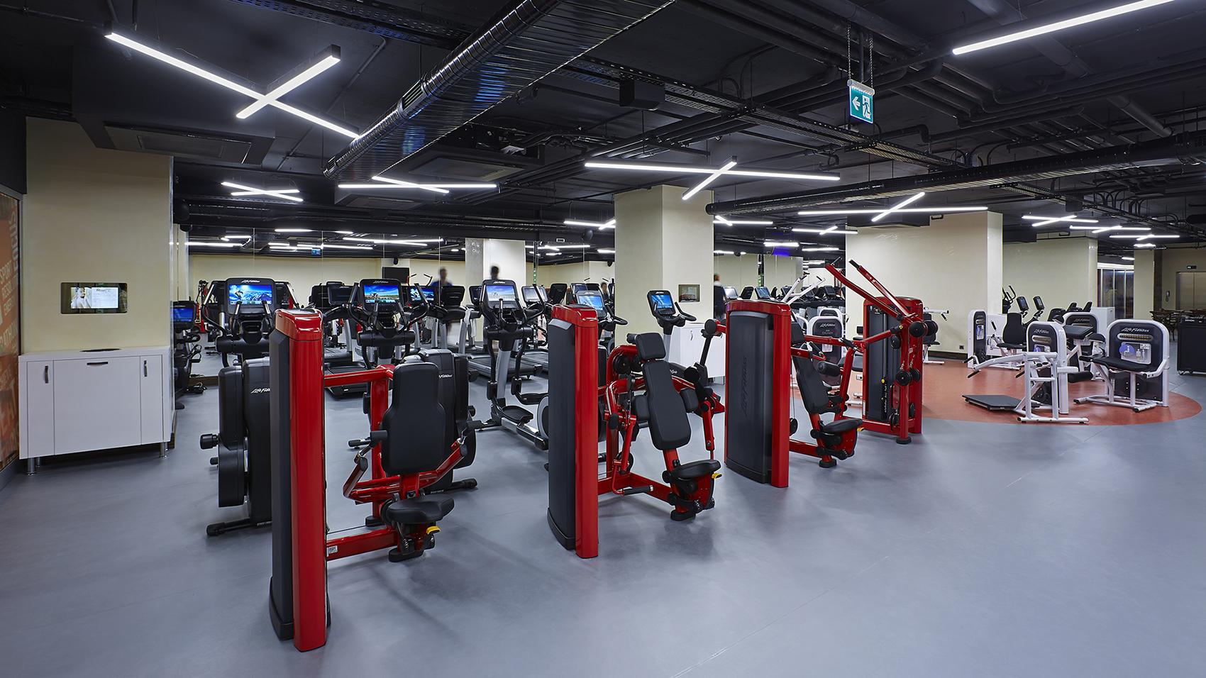 Uranus Istanbul Topkapi Exterior photo The gym at the National Training Centre
