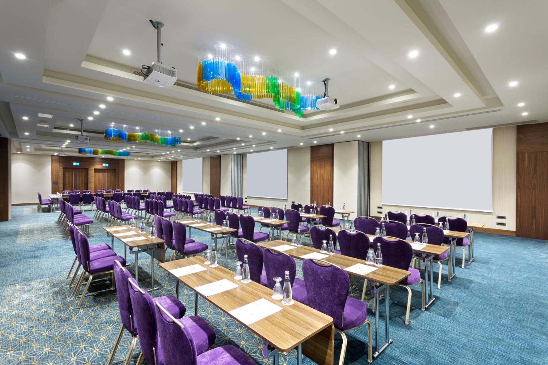Uranus Istanbul Topkapi Exterior photo Meeting room