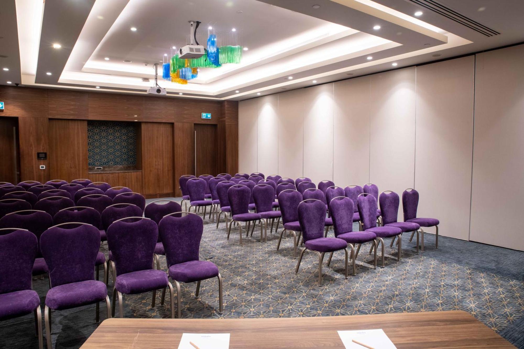 Uranus Istanbul Topkapi Exterior photo The meeting room